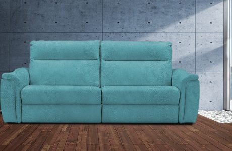 דו מושבי עם ריקליינרים רחבים